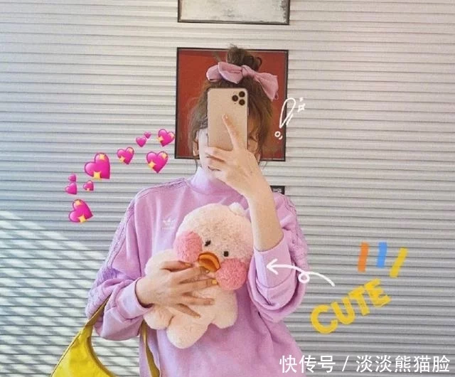 吳昕的穿搭風格越來越韓系